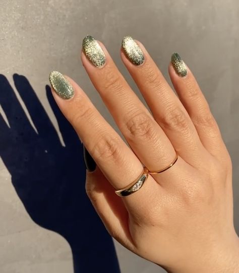 March Nails, Velvet Nails, Nagellack Trends, Holiday Nail Designs, Unicorn Nails, Goth Nails, Cat Eye Nails, Manicure Ideas, Dream Nails