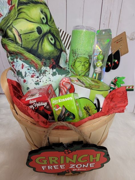 Grinch Burr Basket, The Grinch Gift Basket, Grinch Christmas Basket, Grinch Gift Basket Ideas, Grinch Christmas Basket Ideas, Grinch Christmas Gift Ideas, Grinch Basket Ideas, Grinch Gift Basket, Jingle Baskets