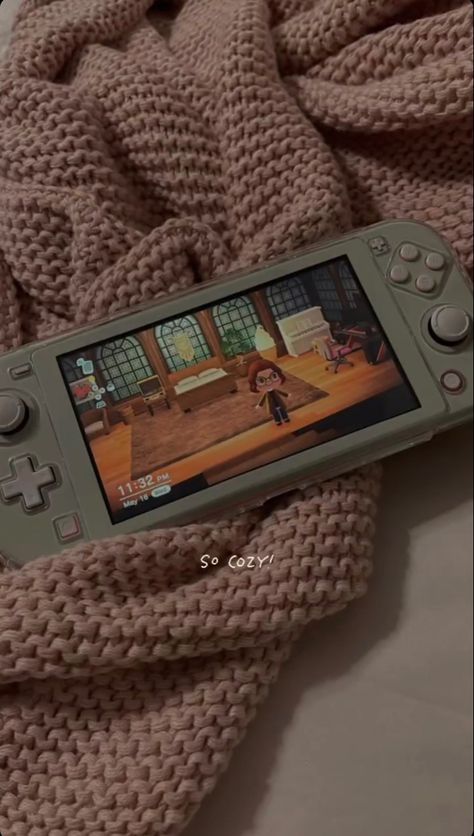 Gaming Switch Aesthetic, Cozy Switch Games Aesthetic, Acnh Nintendo Switch, Playing Animal Crossing Aesthetic, Nintendo Switch Cozy Aesthetic, Playing Switch Aesthetic, Switch Astethic, Animal Crossing Switch Aesthetic, Switch Games Aesthetic