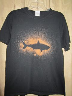 Shark Shirt Design, Shark Bleached Shirt, Shark T Shirts Design, Bleach Top Diy, Bleached Shirts Diy, Bleach Died Tshirts, T Shirt Bleaching, Bleach On Clothes, Bleached Top