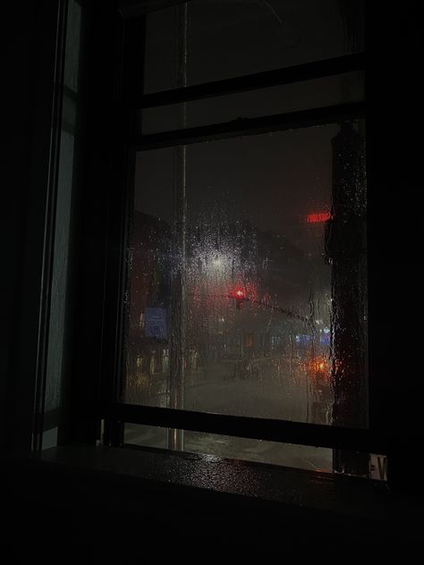 Rainy Window, Rain Aesthetic, Rainy Day Aesthetic, I Love Rain, The Quiet Ones, Love Rain, Dark Grunge, Night Scenery, Rainy Night