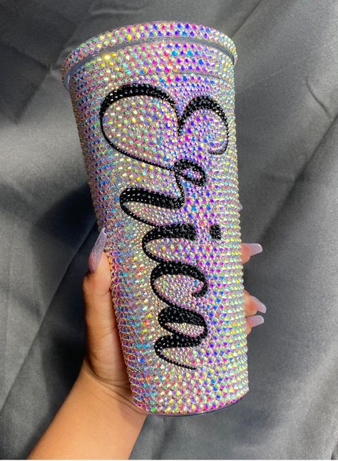 Diy Mug Designs, 2022 Gifts, Clear Tumbler, Bling Bottles, Bling Tumbler, Rhinestone Tumbler, Rhinestone Cups, Rhinestone Projects, Custom Starbucks Cup