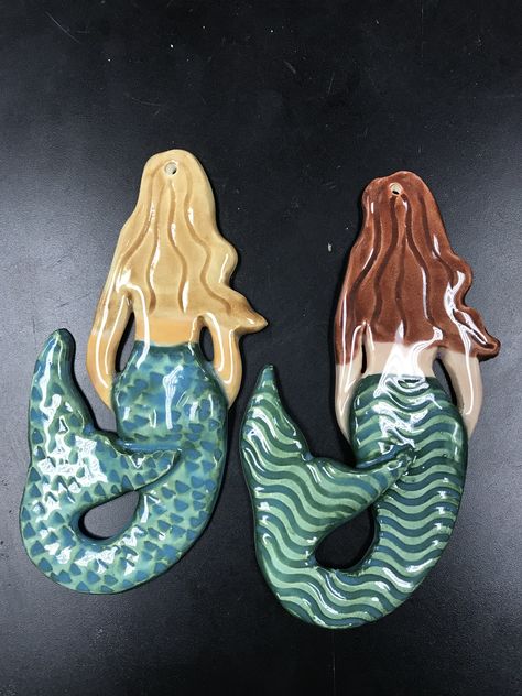 Ceramic Mermaid Sculpture, Mermaid Clay Art, Mermaid Ceramics Ideas, Mermaid Ceramics, Mermaid Pottery, Clay Mermaid, Ceramic Mermaid, Mermaid Sculpture, Ceramic Turtle