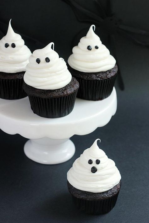 Easy Halloween Ghost Cupcakes - One Sweet Appetite Easy Diy Halloween Cupcakes, How To Decorate Halloween Cupcakes, Halloween Cupcakes Ghost, Ghost Cupcakes Halloween, Halloween Frosting Cupcakes, Chocolate Cupcakes Halloween, Halloween Mini Cupcakes, Muffin Halloween, Halloween Cupcakes Ideas