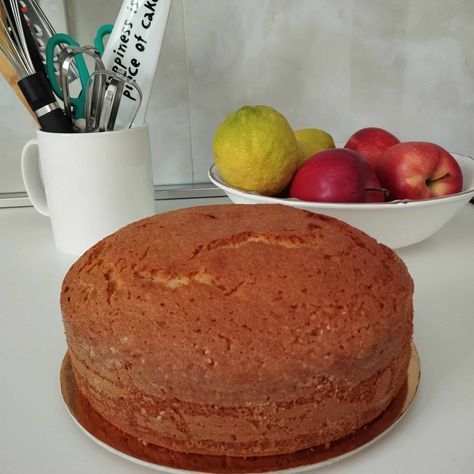 Homemade Baking - Plain Vanilla Cake 325g plain flour 1... Plain Vanilla Cake, Plain Cake, Homemade Baking, Basic Cake, Vanilla Essence, Plain Flour, Lactose Free, Vanilla Cake, Baking Powder