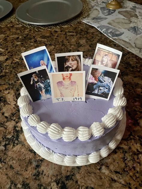 #taylorswift #birthdaycakeideas #birthdaycake #cake #taylorswiftcake Taylor Swift Cake, Making Cakes, Taylor Swift Birthday, Baking Games, Type Shi, Cake Inspo, Community Support, Heart Cake, Taylor Swift Album