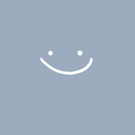 happy smiley face aesthetic simple minimal minimalistic wallpaper pfp greyish blue navy dark blue ocean Aesthetic Blue Profile Picture, Profile Picture Blue Aesthetic, Minimalist Profile, Blue Aesthetic Profile Picture, Minimalistic Profile Picture, Cute Simple Profile Pictures, Minimal Profile, Smiley Face Profile Picture, Pastel Blue Profile Picture