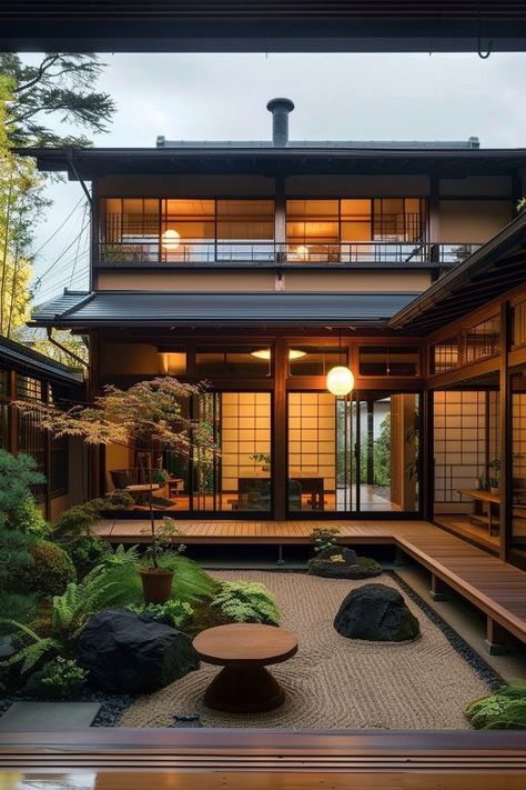 Japanese Homes Modern, 1storey House Design, Japan Style House Modern, Old Japanese House Aesthetic, Spanish Japanese Home, Contemporary Chinese Architecture, Japanese House Decor Interior Design, Japanese Victorian House, Japanese Style Home Exterior