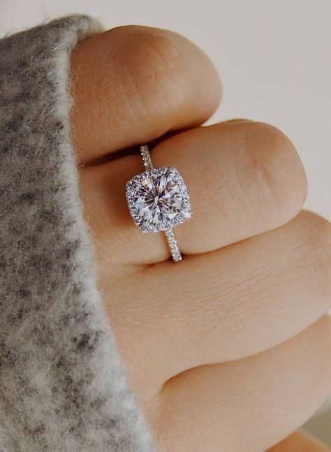 خواتم خطوبة, Future Engagement Rings, Gorgeous Engagement Ring, Dream Engagement, Dream Engagement Rings, Beautiful Engagement Rings, Halo Engagement Rings, Halo Diamond Engagement Ring, Art Deco Ring