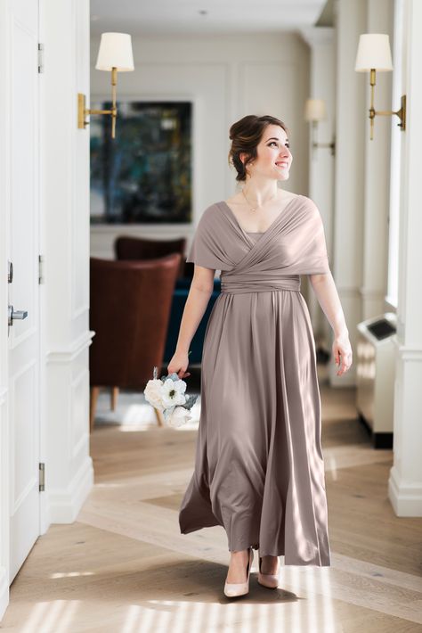 Floor Length Infinity dress in taupe. This bridesmaid dress is size adjustable, affordable and available in plus sizes. Bridesmaid Big Size Dress, Bridsmade Dress, Bridesmaid Dresses Big Size, Infinity Dress Ways To Wear Plus Size, Bridesmaid Dresses For Plus Size, Bridesmaid Dress For Plus Size, Model Dress Bridesmaid, Infinity Dress Plus Size, Bridesmaid Plus Size