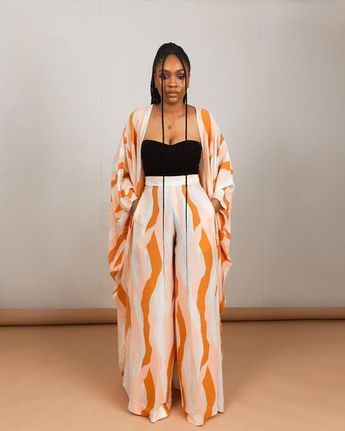 Pattern Two Piece Outfit, Pallazo Outfit Palazzo Elegante, Stylish Two Piece Outfits, Trending Casual Outfits 2024, Kimono 2 Piece Outfit, Kimono And Trousers Outfit, Tops To Wear With Palazzo Pants, Casual 2 Piece Outfit For Women, Woman Style 2024