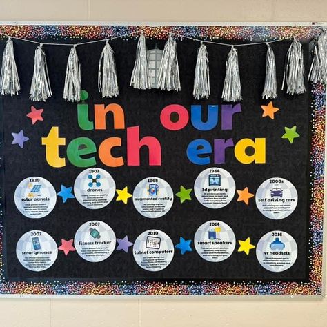 Are you ready to revamp your bulletin boards? 📌 Keeping up with bulletin boards in your tech lab can take some time, unless you have some that all you have to do is print and display. Plus, it’s even better to have bulletin boards that are ready to display that are both educational and visually appealing. Comment DECOR to explore my computer lab decor! #bulletinboard #bulletinboards #bulletinboardideas #bulletinboardsofinstagram #classroomdecor #classroomdecoration #computerlab Design And Technology Classroom Displays, Tech Bulletin Board Ideas, Elementary Technology Classroom Decor, Computer Lab Decoration Ideas, Technology Classroom Decor, Technology Bulletin Board, Notice Board Decoration, Computer Lab Decor, Computer Project