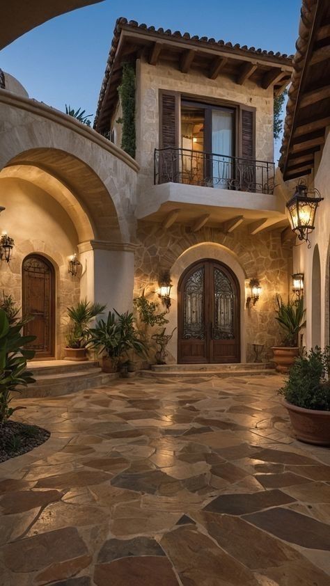 Dream House Italian, Tuscan House Exterior 2000s, Luxury Small House Design, Home Decor Mediterranean, Tuscan Inspired Interior Design, Mediterranean House Designs Interiors, Tuscan Homes Interior 2000s, Italian Tuscan Home, Mediterranean Floor Plan