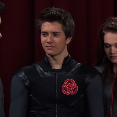 Lab Rats Chase, Chase Davenport, Chad Micheals, Billy Unger, Mighty Med, Questions For Friends, Lab Rats, Disney Boys