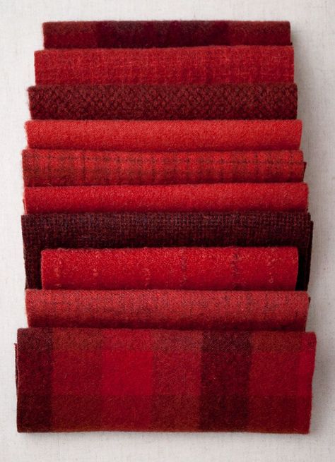 Red Fabric Aesthetic, Red Christmas Aesthetic, Color Explosion, I See Red, Simply Red, Purl Soho, Red And Brown, Penny Rugs, Wool Projects