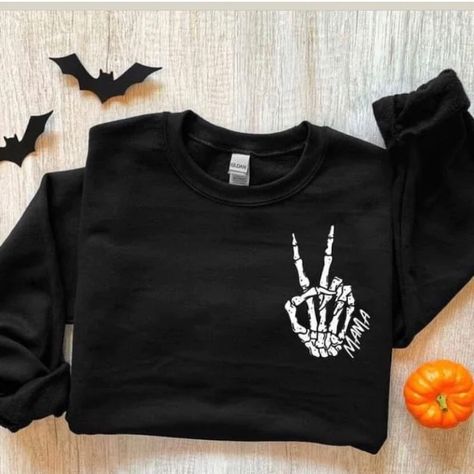 Brand New Gildan Style Crew Neck Hand Graphic, Mama Sweater, Cute Shirt Designs, Skeleton Shirt, Skeleton Hand, Sweater Fits, Cooler Look, Judy Blue Jeans, Halloween Sweatshirt