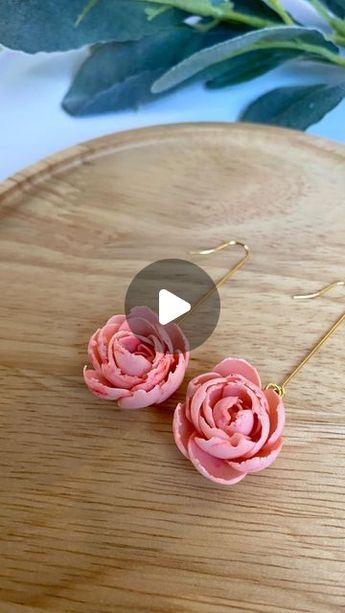 Handmade polymer clay earrings & accessories on Instagram: "Relax and make peonies with me. #peonies #flowers #makewithme #processvideo #howto #polymerclayartist #earrings" Clay Peony Tutorial, Peony Polymer Clay Flower Tutorial, Polymer Clay Earrings Photoshoot, Polymer Clay Peony, Flower Polymer Clay Tutorial, How To Make Polymer Clay Flower Earrings, Easy Clay Earring Designs, Polymer Clay Flowers Earrings, Clay Flowers How To Make