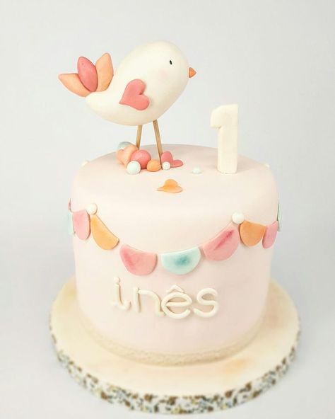 Baby 1st Birthday Cake, Art Birthday Cake, Bird Cake, Baby First Birthday Cake, Baby Shower Cakes Girl, Girly Cakes, 3rd Birthday Cakes, 2 Birthday Cake, 1st Birthday Cakes