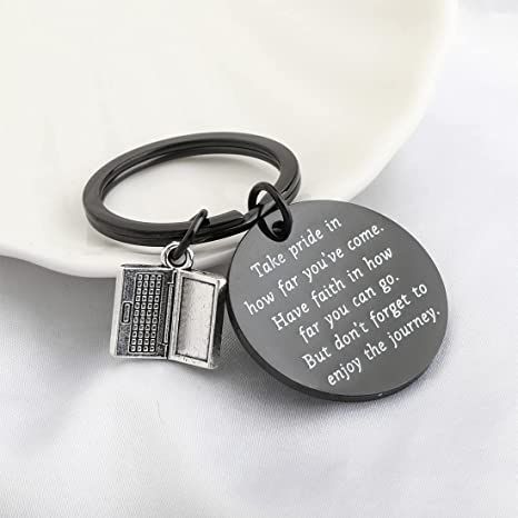 Software Engineer Gifts Computer Programmer Keychain Gift for Developers 💝 🎁 giftadvicer.com 🎁 Software Engineer Gifts, Engineer Gifts, Science Teacher Gifts, Computer Programmer, Engineering Gifts, College Graduation Gifts, Black Clothing, Inexpensive Gift, Software Engineer