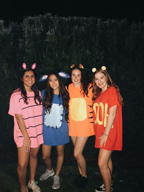 4 Person Halloween Costumes, Costumes Faciles, Group Halloween Costume Ideas, Girl Group Halloween Costumes, Trio Costumes, Cute Group Halloween Costumes, Halloween Costumes For Teens Girls, Classy Halloween Costumes, Matching Halloween Costumes