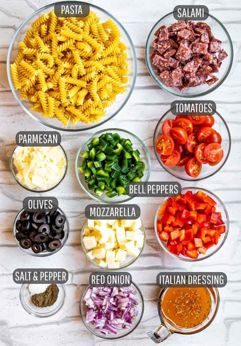 Pasta Salad That Keeps Well, Superbowl Pasta Salad, Barilla Pasta Salad Recipes, Super Bowl Pasta Salad, Italian Pasta Salad With Lettuce, Fusilli Pasta Salad Recipes, Big Batch Pasta Salad, Lunch Prep Pasta Salad, Simple Italian Pasta Salad