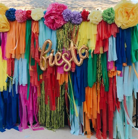 Mexican Fiesta Party Decorations Photo Backdrops, 40th Taco Party, Fiesta Booth Decorations, Fiesta Backdrop Mexican, Fiesta Theme Photo Booth, Mexican Theme 40th Birthday Party, Fiesta Theme 60th Birthday Party, Festa Party Ideas Mexican Fiesta, 30 Mexican Birthday Party