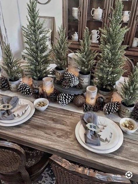 Fall Feast, Christmas Abbott, Chirstmas Decor, Tafel Decor, Christmas Dining Table, Christmas Dining Room, Intimate Dinner, Christmas Tablescape, Stag Head