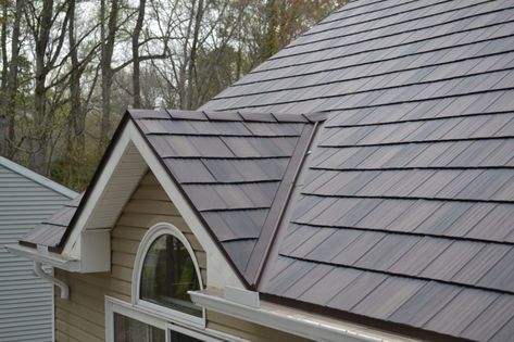 Comparing Metal Roofing: Metal Shake vs. Metal Slate | News and Events for Global Home Improvement Metal Roof Cost, Metal Shake Roof, Metal Shingle Roof, Metal Roof Panels, Metal Roofing Systems, Metal Roof Houses, Metal Roof Installation, Metal Shingles, Shake Roof