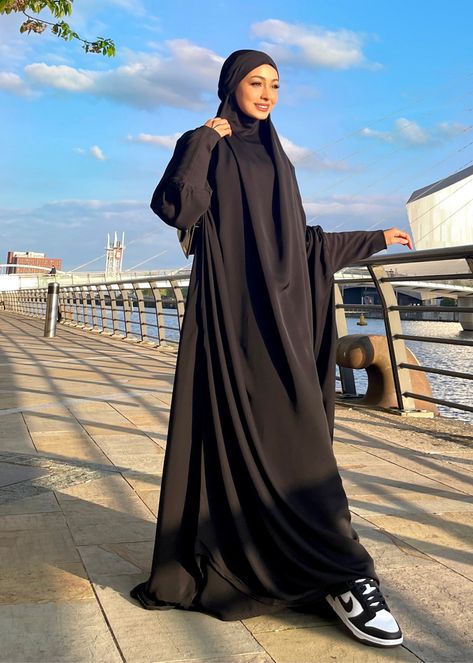 Abaya style