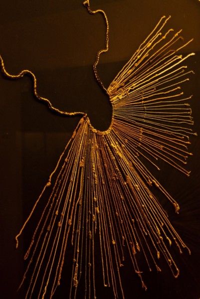 A quipu, or knot-record (also called khipu), was a method used by the Incas and other ancient Andean cultures to keep records and communicate information. In the absence of an alphabetic writing system... Inca Art, Early Civilizations, Lost Civilizations, Inca Empire, Ancient Artifacts, South American, Ancient History, Archaeology, Artifacts