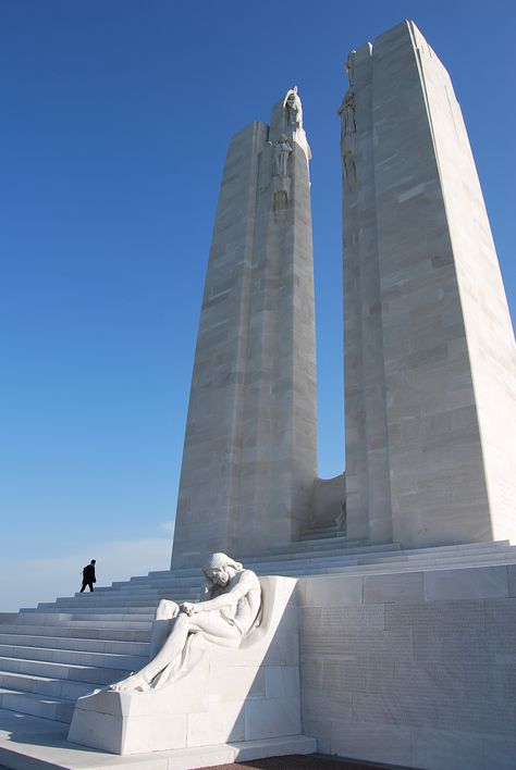 Discover #Vimy Ridge Memorial Park from Paris with #paris_trip . #WW1 #souvenir #remembrance #battlefields #tour #visit #travel #arras #artois #westernfront #France Vimy Ridge, Paris Trip, Western Front, Europe Trip, Memorial Park, Paris Travel, Photo Inspo, Europe Travel, Places Ive Been