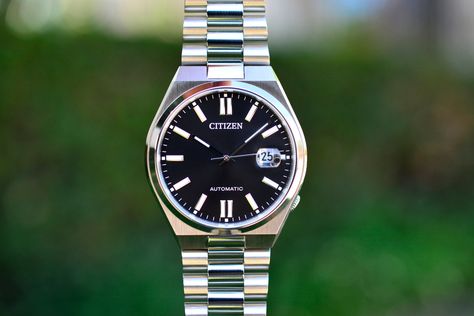 Getting to grips with the excellent value-for-money Citizen Tsuyosa Citizen Tsuyosa, Sporty Watch, Monochrome Watches, Two Faced, Cheap Watches, Men's Vintage Watch, Affordable Watches, Watch For Men, Rolex Oyster