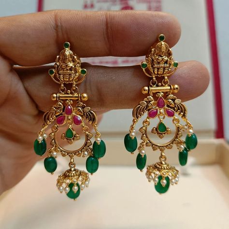 Simple Temple Jewellery, Chandbali Earrings Gold Antiques, Gold Chandbali Earrings Design, Ear Chains Indian Gold, Chandbali Earrings Gold, Arya Work, Gold Earrings For Kids, 2024 Jewelry, Temple Jewellery Earrings