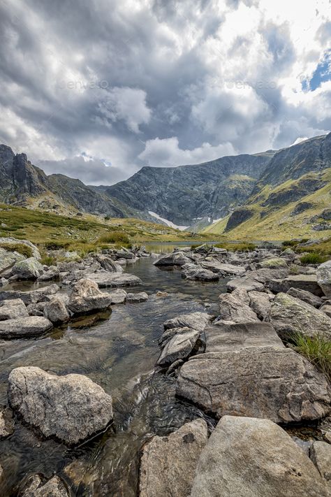 Nature, Rock River Landscape, Rock Formations Natural, River Stone Landscaping, Rock Landscape Ideas, River Rock Garden Ideas, Mountains With River, Aquatic Aesthetic, Rocks Background