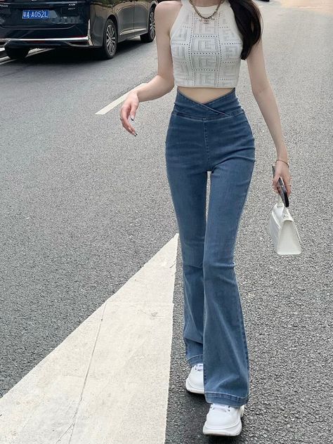 2022 new high waist hip lift skinny jeans women's elastic slim micro horn pants High Waisted Mom Jeans, High Waisted Flares, Flare Leggings, Jeans Women, Streetwear Women, Korean Outfits, Casual Style Outfits, Mode Inspiration, High Jeans