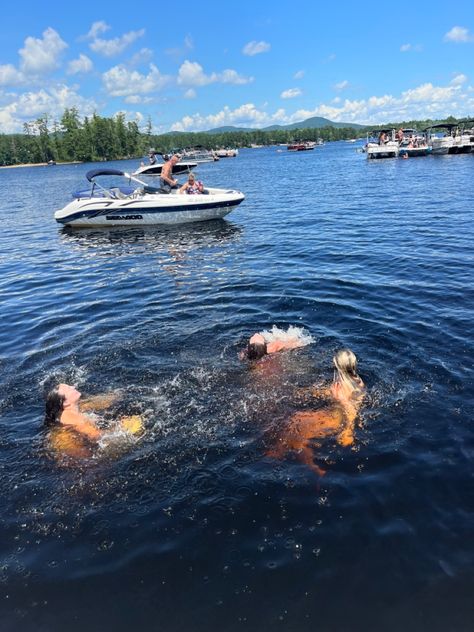 new hampshire, new england, lake days, swimming, aesthetic, summer Lake Floating, Swimming Aesthetic, Camp Chairs, Lake Swimming, Summer Boats, Friends Nature, Lake Days, Country Summer, Lake Girl