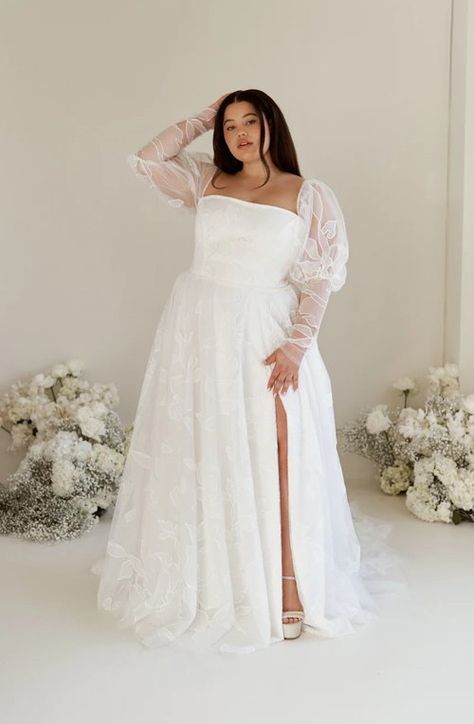 simone Plus Size Chic Wedding Dress, Long Sleeve Wedding Dress For Plus Size, Plus Size Wedding Dress With Puffy Sleeves, Strapless Dress With Sleeves, Flowy Plus Size Dress, Plus Size Strapless Wedding Dress, Modest Wedding Dress Plus Size, Plus Size Wedding Dress Sleeves, Plus Size Wedding Gowns Curvy Bride With Sleeves