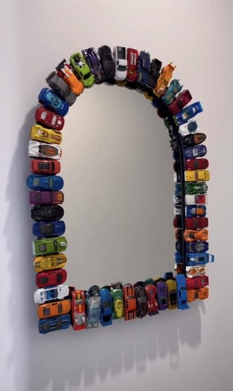 DIYer Turns Hot Wheels Car Collection Into a Stunning Piece of Functional Home Decor - NewsBreak Hot Wheel Mirror, Hot Wheel Crafts, Hot Wheels Decor, Hot Wheels Mirror, Hot Wheels Crafts, Bf Crafts, Christmas Car Decor, Hot Wheels Bedroom, Hot Wheels Diy