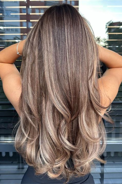 Brunette Hair With Ashy Blonde Highlights, Ash Brown Hair With Highlights Blondes, Blonde On Brown Highlights, Hair Inspo Brown And Blonde, Ash Blonde Balayage On Light Brown Hair, Hair Colour Blonde Brown, Brown Balayage Hair Ash, Ash Brown Hair With Blonde Balayage, Cool Toned Bronde Balayage