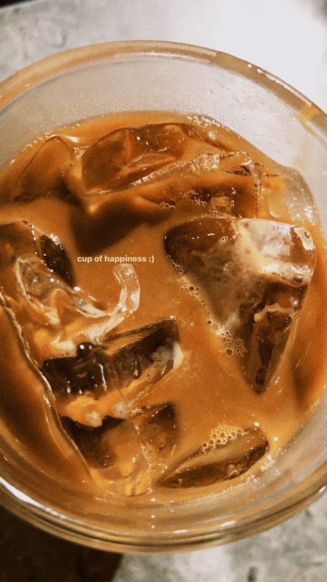 iced coffee aesthetic Iced Coffee Story Instagram, Ice Coffee Instagram Story, Ice Coffee Story, Iced Coffee Aesthetic Instagram Story, Aesthetic Iced Coffee Pictures, Iced Coffee Aesthetic Instagram, Coffee Aesthetic Instagram Story, Bh Pics, Coffee Aesthetic Instagram