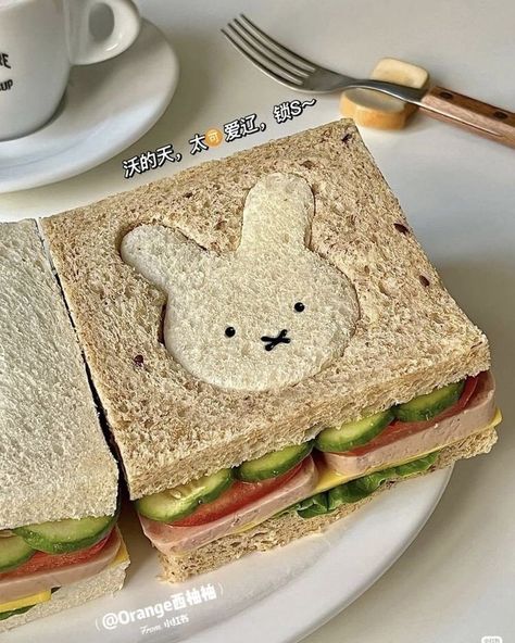 Cute Savoury Food, Cute Food Breakfast, Cute Sandwiches, Kawaii Breakfast, Decorações Com Comidas, Cute Bento, Kawaii Cooking, Bento Recipes, Cute Baking