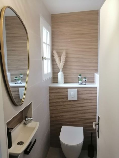 Toilet Remodel, Luxury Bathroom Master, Small Toilet Design, Small Downstairs Toilet, Bathroom Wallpaper Ideas, Bathroom Redecorating, Bathroom Design Styles, Toilet Room Decor, Wc Design