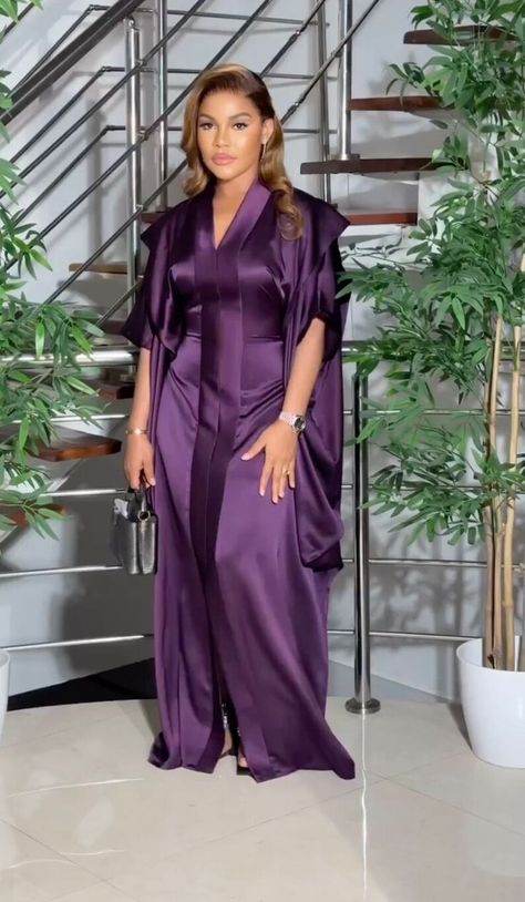 Duchess Silk Dress, Materials Gown Style, Boubou Styles For Women, Bubu Gown Styles, Nigerian Dress, Nigerian Lace Styles Dress, Modest Dresses Fashion, Dress Ankara, Classy Gowns