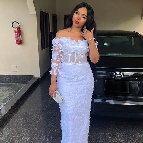 White Lace Dress Styles, Lace Dress Styles Ghana, Nigerian Bridesmaid Dresses, Empress Clothing, Lace Asoebi, Latest Asoebi Styles, African Gowns, Aso Ebi Lace Styles, African Lace Styles