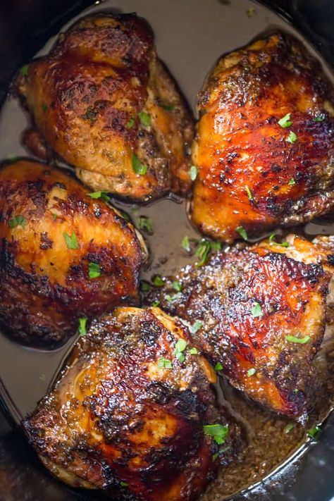 Slow Cooker Jerk Chicken Slow Cooker Jerk Chicken, Jerk Chicken Recipe, Greek Lemon Chicken, Chicken Slow Cooker Recipes, Jerk Chicken, Jamaican Recipes, Crock Pot Slow Cooker, Crockpot Recipes Slow Cooker, Caribbean Recipes