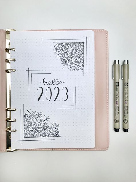 2023 Diary Cover Ideas, New Year Diary Ideas 2023, Drawing Book Cover Page Ideas Easy, Bujo 2023 Cover Page Aesthetic, 2024 Cover Page Ideas, 2023 Bujo Cover Ideas, Journal Aesthetic Cover Page, 2023 Scrapbook Cover Ideas, Dot Journal Cover Page