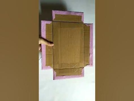 Diy Cardboard Gift Box Ideas, How To Make A Gift Box Out Of Cardboard, Gift Box From Cardboard, Making Gift Boxes, Homemade Gift Boxes, Eid Boxes, Big Gift Boxes, Custom Cardboard Boxes, Empty Gift Boxes