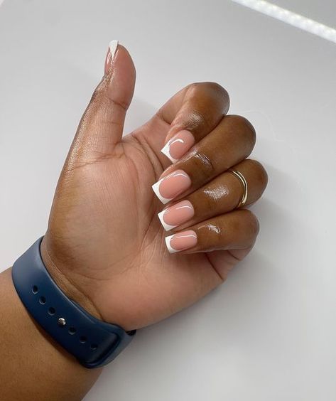 Short French White Nails, Short Nail White French Tip, Square Acrylic French Tip Nails, Off White Nails Black Women, Short Simple Nails Acrylic, White Frenchies Short, Short White Croc French Tip Nails, Nails Court, White Nails Black Women