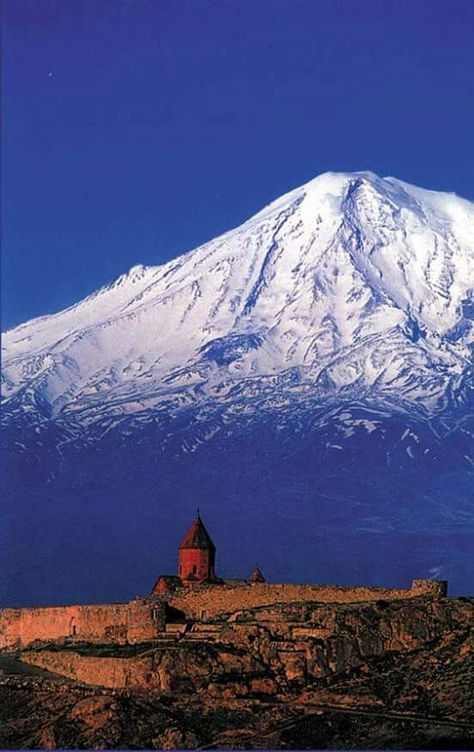 Mt Ararat Best Views In The World, Armenia Travel, Armenian History, Georgia Country, Turkey Travel, Azerbaijan, Come Together, Armenia, Dream Vacations