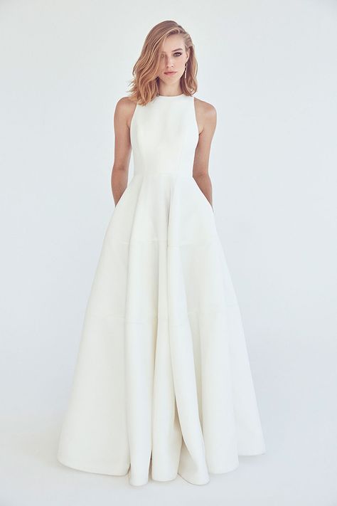 Suzanne Harward, Wedding Gowns Online, High Neck Wedding Dress, White Wedding Gowns, Indian Salwar Kameez, Stella York, Dresses Simple, Wedding Dress Trends, Gowns Online